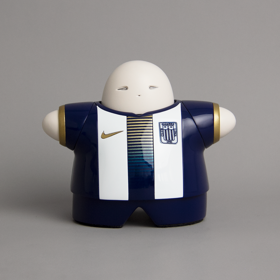 ESCULTURA FUTBOLISTA ALIANZA LIMA 25`